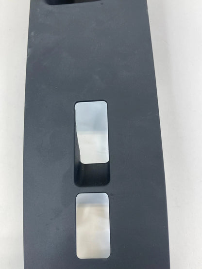 2011-2015 KIA SORENTO FRONT RIGHT WINDOW SWITCH BEZEL TRIM 93575-2P000VA OEM
