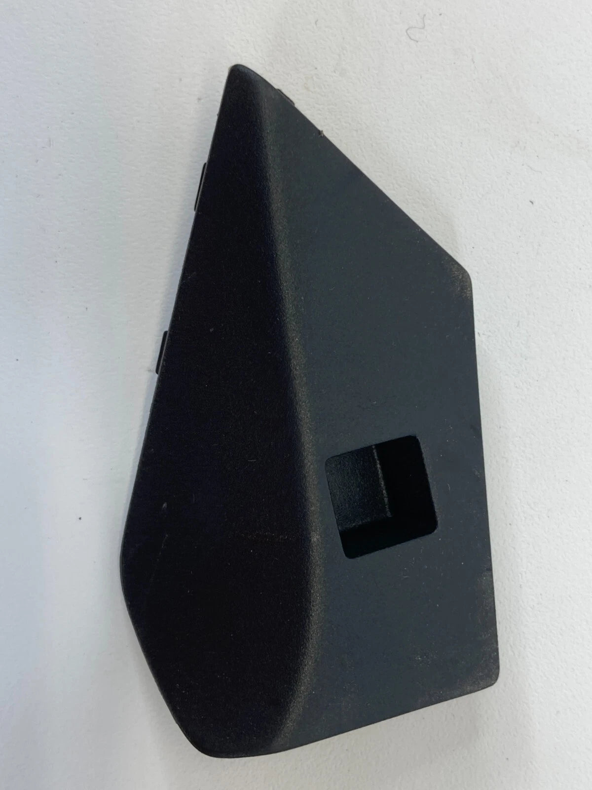 2009-2017 VOLKSWAGEN CC GLOVE BOX COMPARTMENT LOCK BOLT COVER 3C1858544 OEM