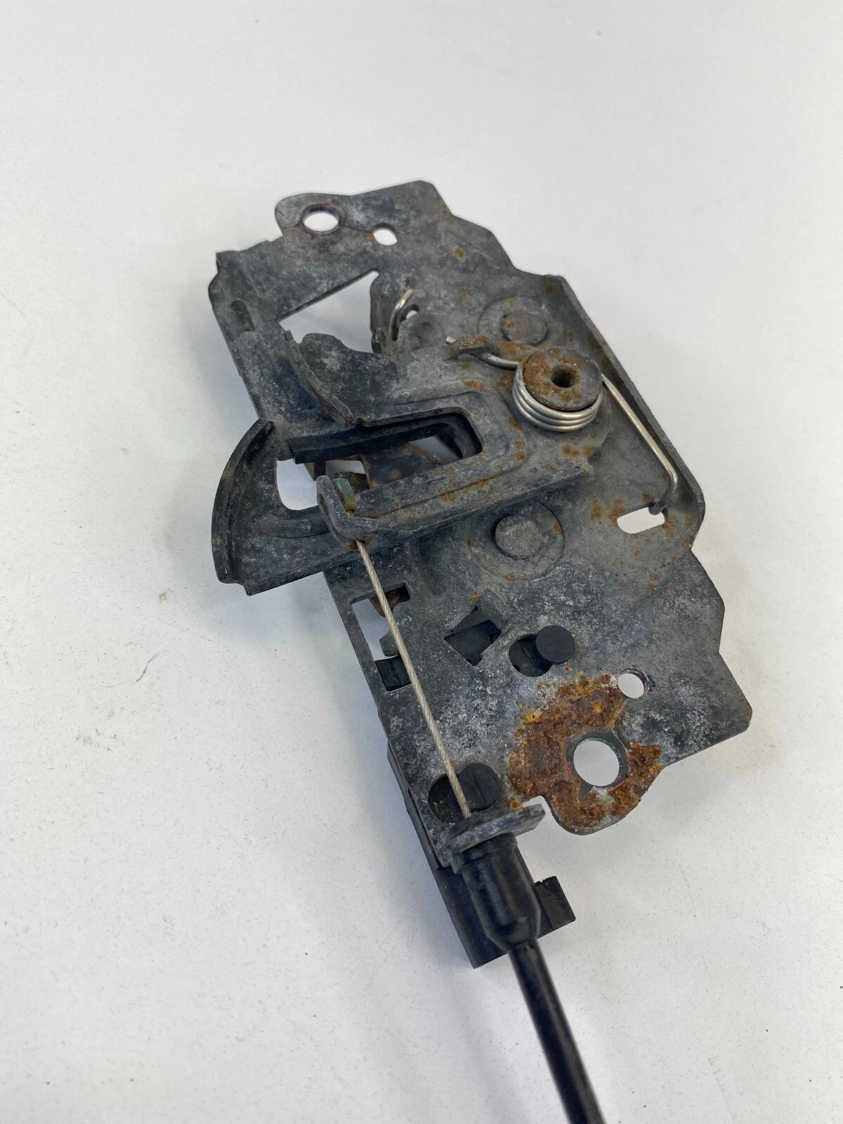 2012 FORD FOCUS HOOD LOCK LATCH RELEASE ACTUATOR ASSEMBLY OEM