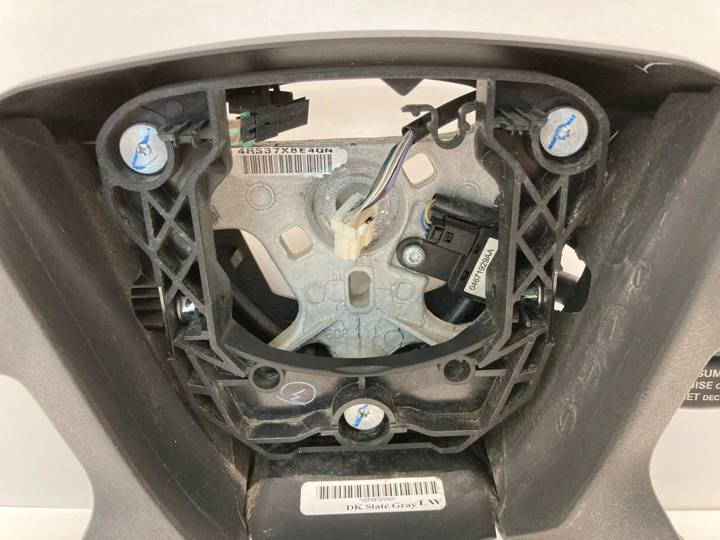 2009 2010 DODGE JOURNEY STEERING WHEEL W/ CRUISE CONTROL SWITCH OEM 1DF351DVAD