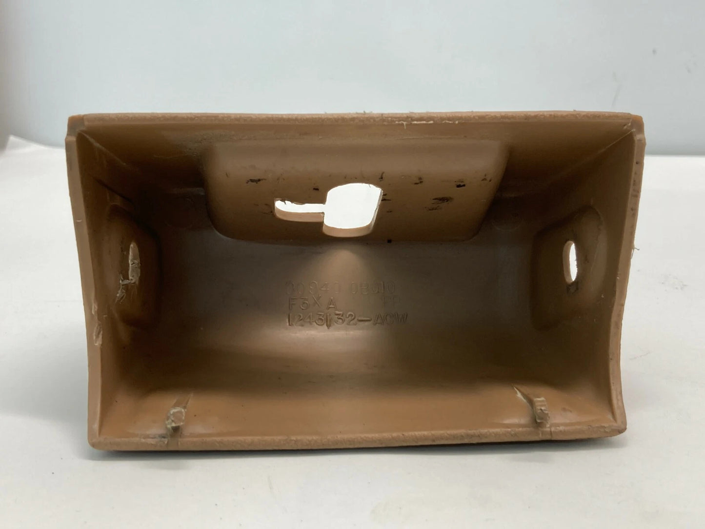 1997 97 MERCURY VILLAGER REAR BACK LOCK COVER TRIM BEZEL F3XA-1243132-ACW OEM