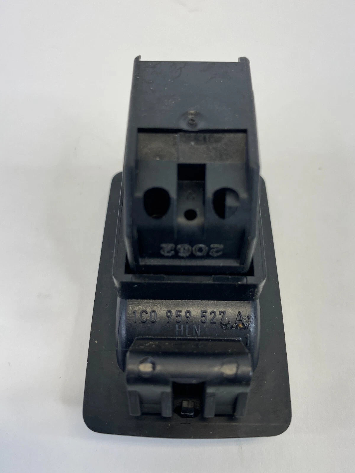 98-07 VOLKSWAGEN BEETLE FRONT RIGHT SIDE DOOR POWER WINDOW CONTROL SWITCH OEM