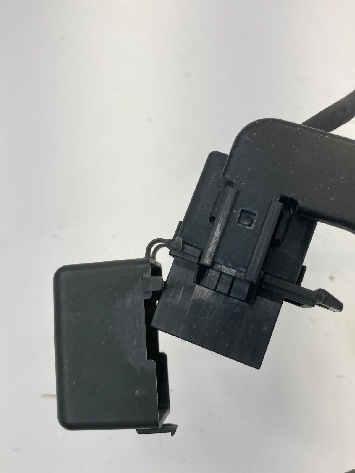 2014 2015 2016 KIA FORTE DIAGNOSTIC PLUG PORT DIAGNOSIS SOCKET MG632867 OEM