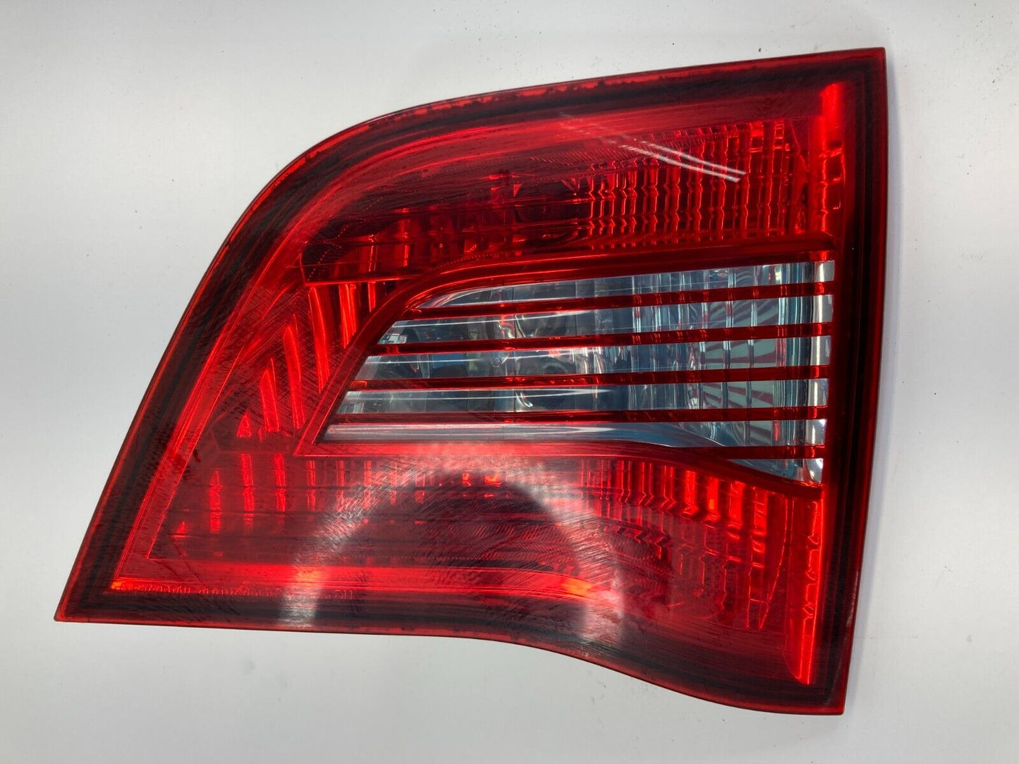 2009-2014 Volkswagen Routan Right Side Tailgate Lid Inner Tail Light Taillight