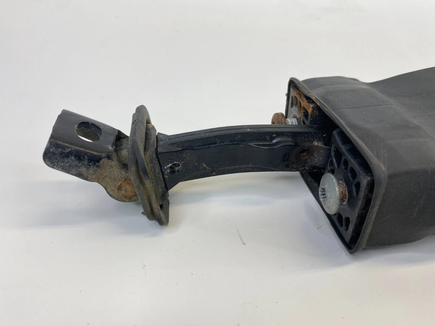 2011-2018 VW JETTA SEDAN FRONT RIGHT PASSENGER DOOR CHECK STOP DETENT W /COVER