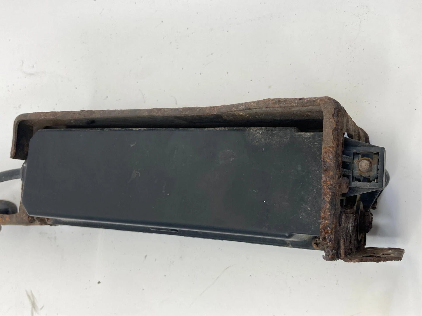 2005-2010 INFINITI QX56 5.6L ADAPTIVE CRUISE CONTROL DISTANCE SENSOR MODULE OEM