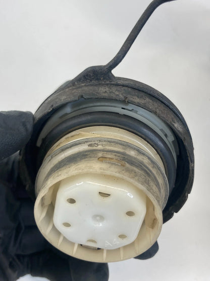 2010-2017 GMC TERRAIN FUEL FILLER GAS DOOR LID COVER WITH CAP 20982328 OEM