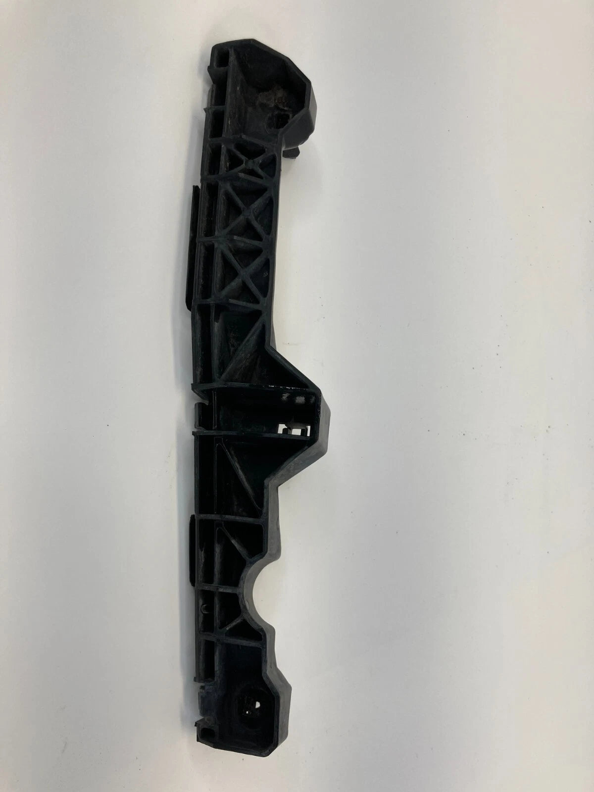 2004-2006 LEXUS RX330 07-09 RX350 FRONT BUMPER GRILLE BRACKET 52146-48010 OEM