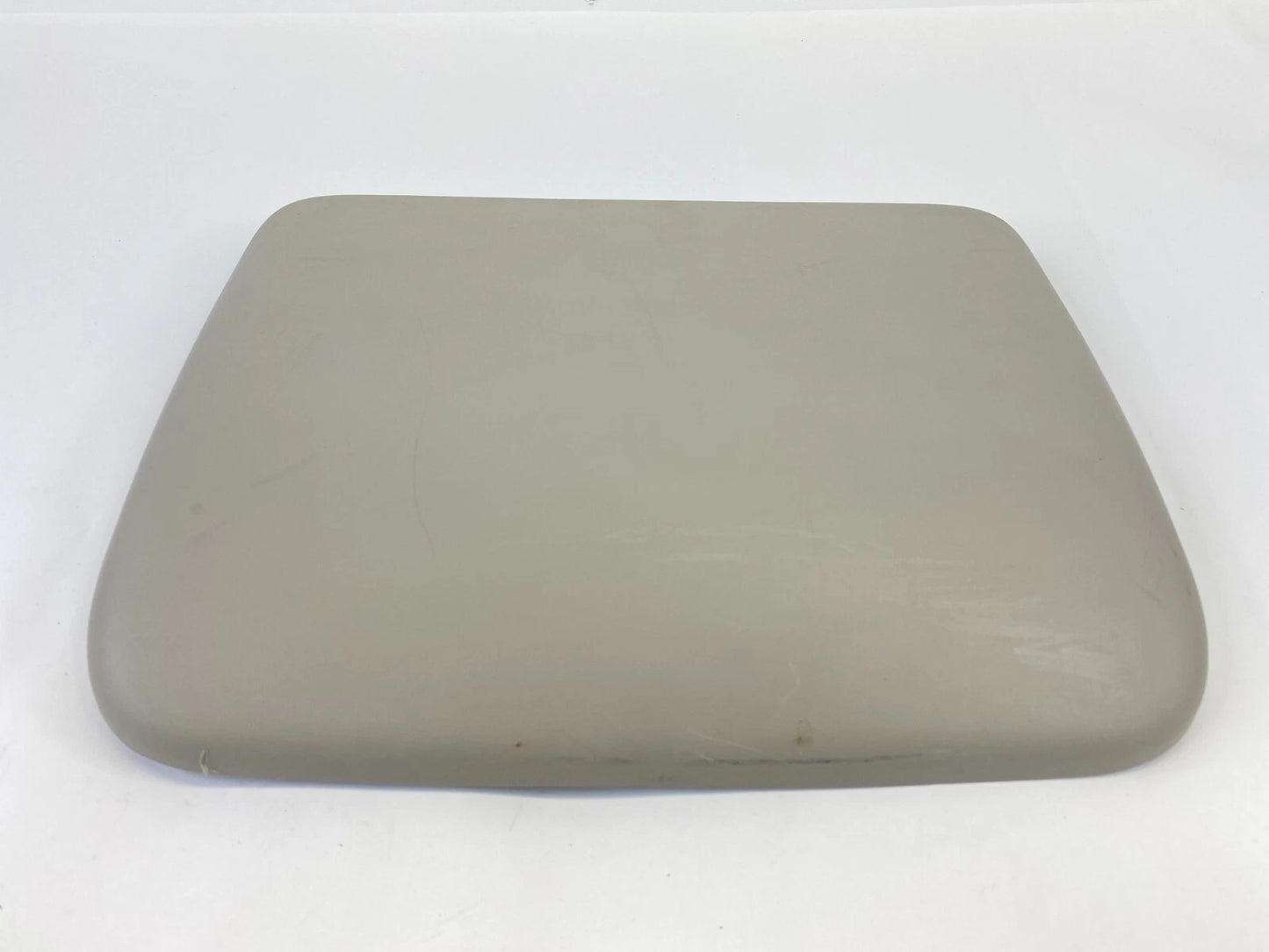2014-2019 FORD FIESTA SEDAN THIRD BRAKE LAMP STOP LIGHT COVER TRIM AE83-13N408-A