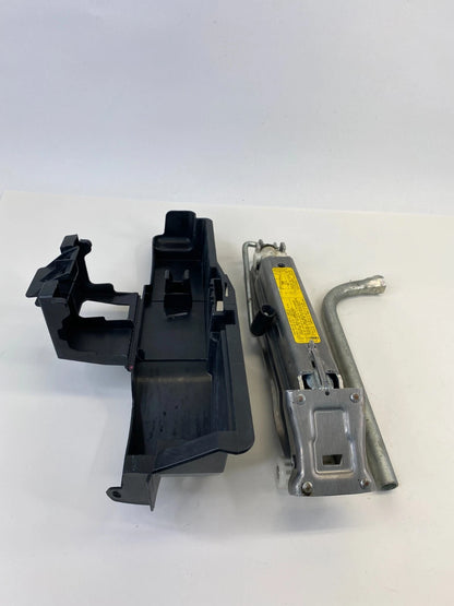 05-11 AUDI A6 QUATTRO EMERGENCY SPARE TIRE KIT JACK TOOL LUG WRENCH 4F0011031