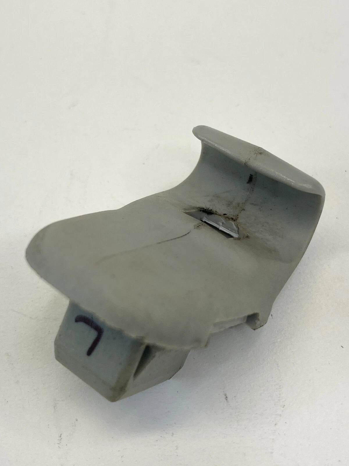 2004-2009 MAZDA 3 FRONT LEFT SUNVISOR SUN VISOR SHADE HOLDER CLIP SUPPORT OEM