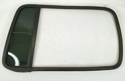 2006-2011 CHEVROLET HHR REAR RIGHT OUTER VENT GLASS W/ WEATHERSTRIP SEAL OEM