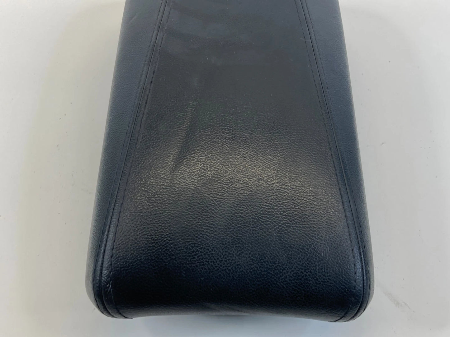 2011-2014 HYUNDAI SONATA CENTER CONSOLE ARMREST ARM REST LID STORAGE 84660-3S000