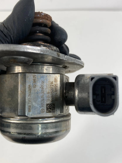 2012 2013 BMW 328I 2013 328I XDRIVE HIGH PRESSURE FUEL PUMP 1351-7640055 OEM