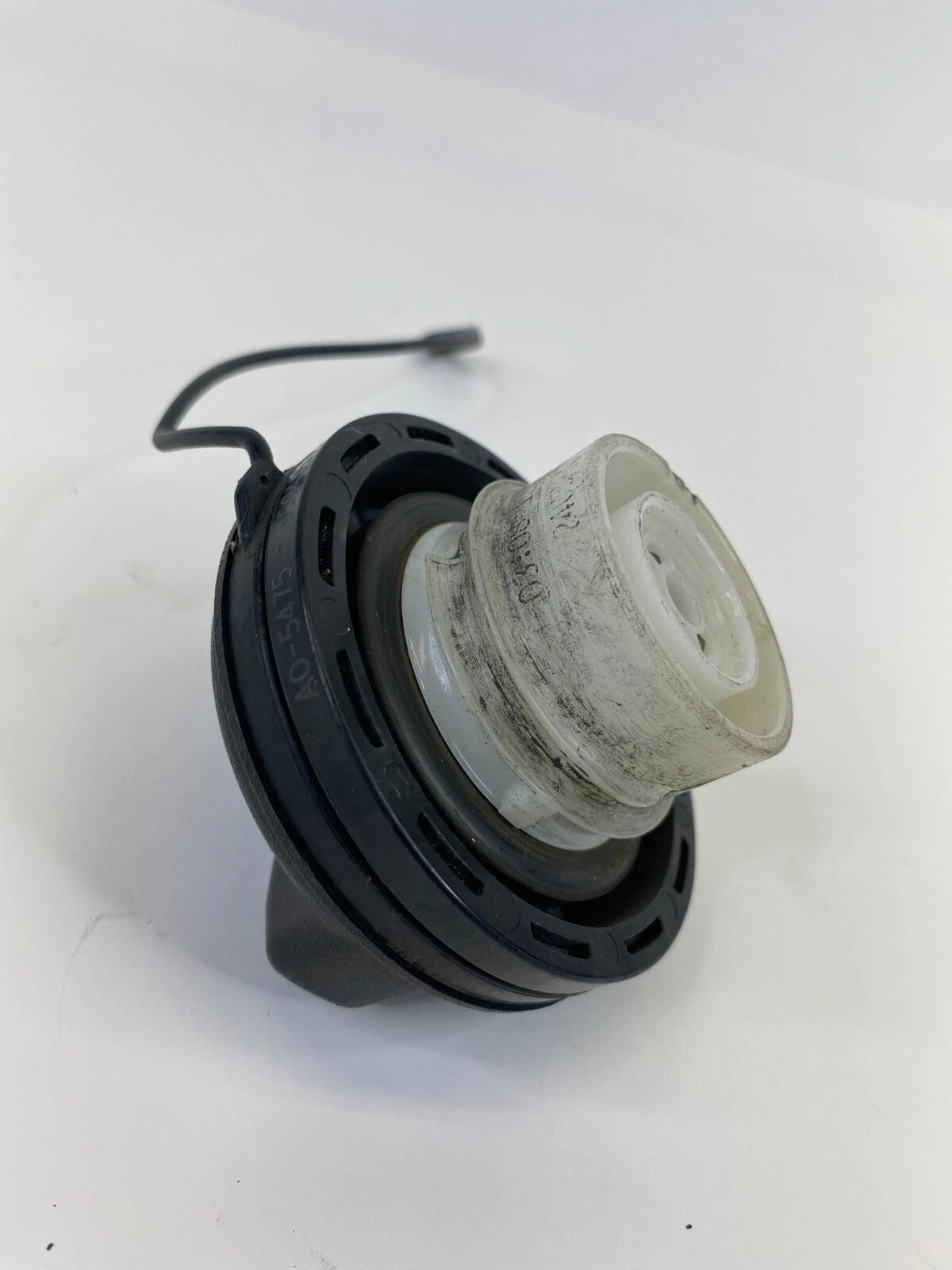 2011-2019 CHEVY CRUZE 2012-2020 CHEVY SONIC FUEL GAS TANK FILLER COVER CAP OEM