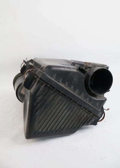 2003-2005 4RUNNER AIR FILTER BOX HOUSING UPPER AND LOWER OEM 17705-50160