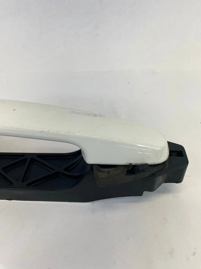 2009-2013 TOYOTA COROLLA RH PASSENGER SIDE OUTSIDE REAR DOOR HANDLE ASSEMBLY OEM