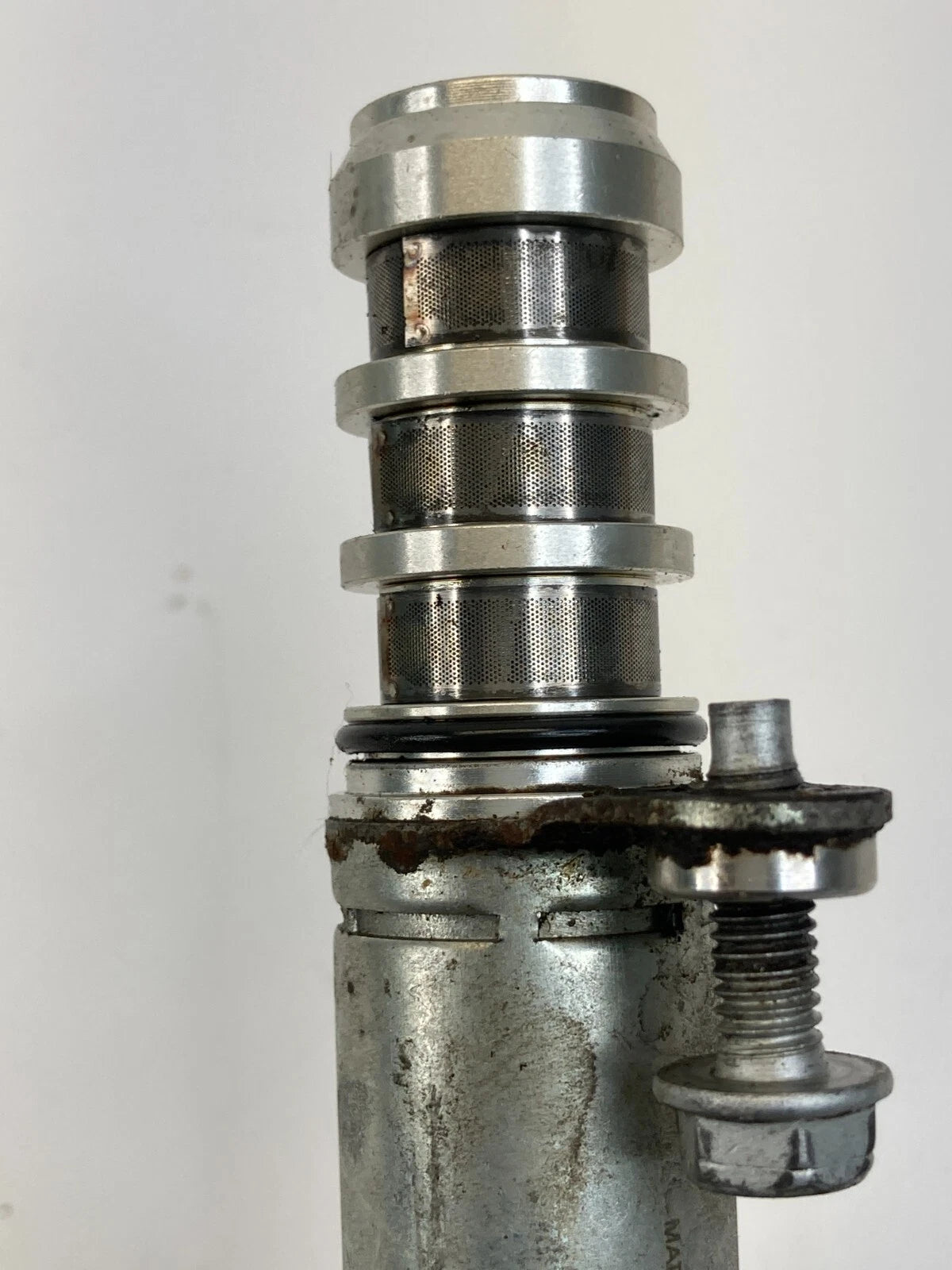 2010-2017 CHEVROLET EQUINOX INTAKE VARIABLE VALVE TIMING VVT SOLENOID