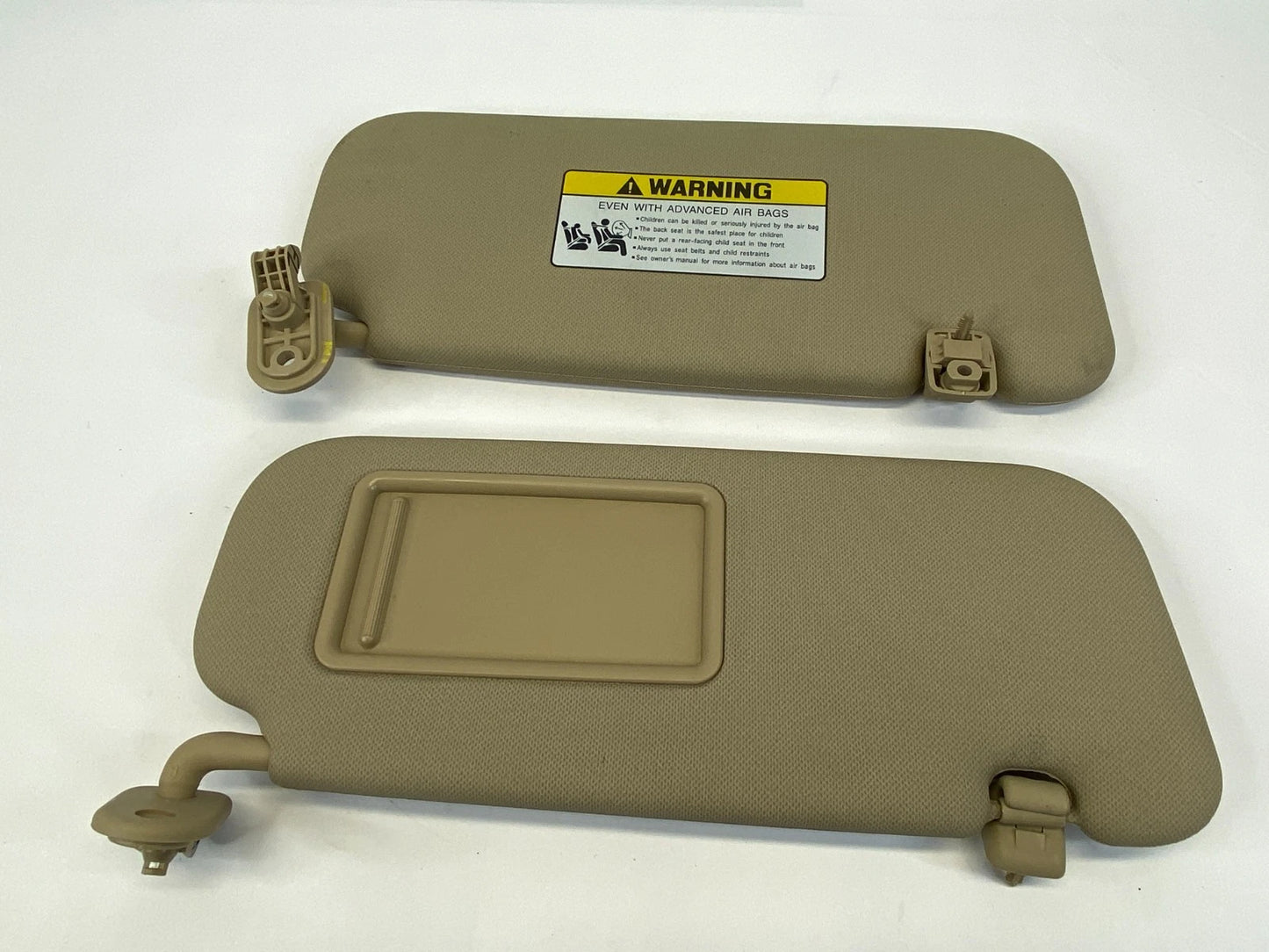 14-17 HYUNDAI ACCENT SUNVISOR SUN VISORS SHADE PAIR SET LH RH TAN W/ MIRROR OEM