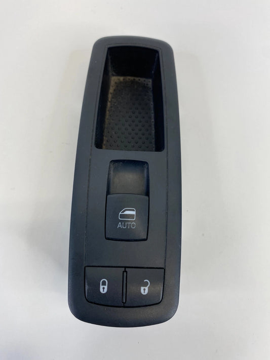 12-16 CHRYSLER TOWN & COUNTRY FRONT RIGHT SIDE DOOR WINDOW SWITCH 68110865AA OEM