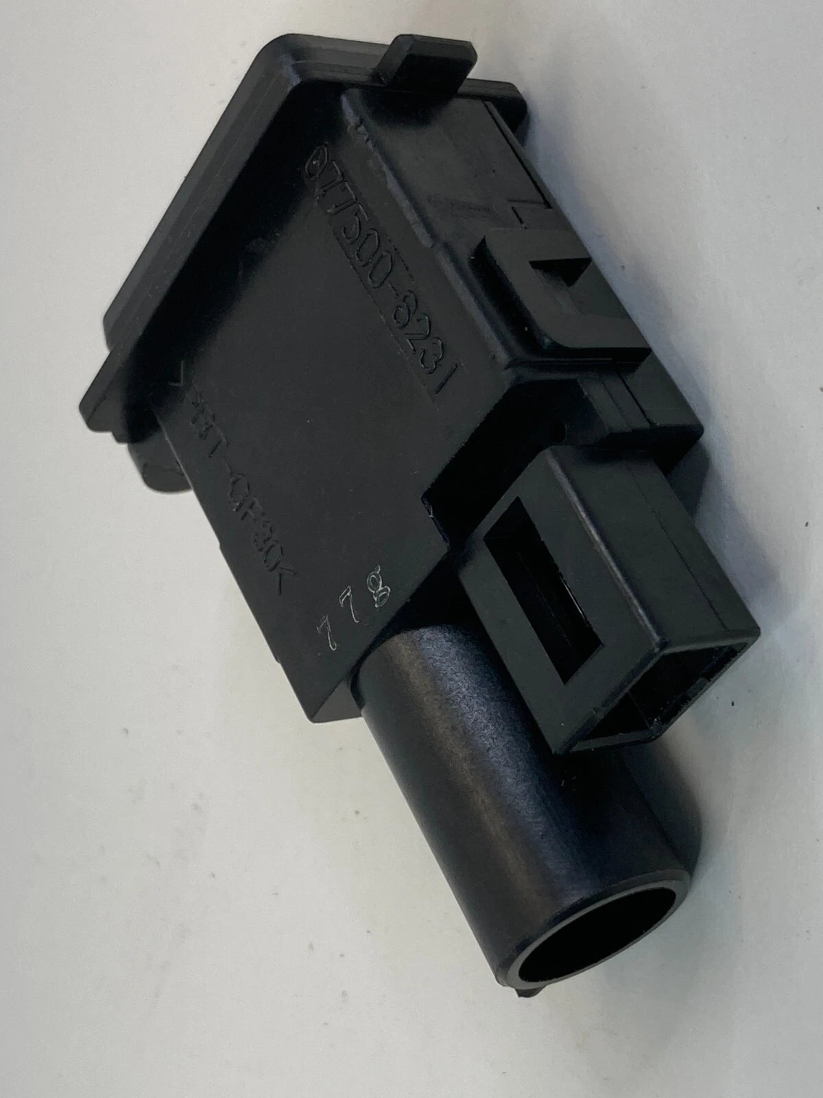 2006-2011 HONDA CIVIC SEDAN RAIN SENSOR CONTROL MODULE 077500-8231 OEM
