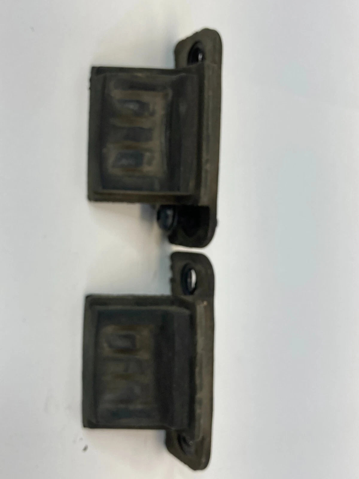 2010-2017 10-17 CHEVROLET EQUINOX REAR LIFTGATE TAILGATE HATCH WEDGE 20817874