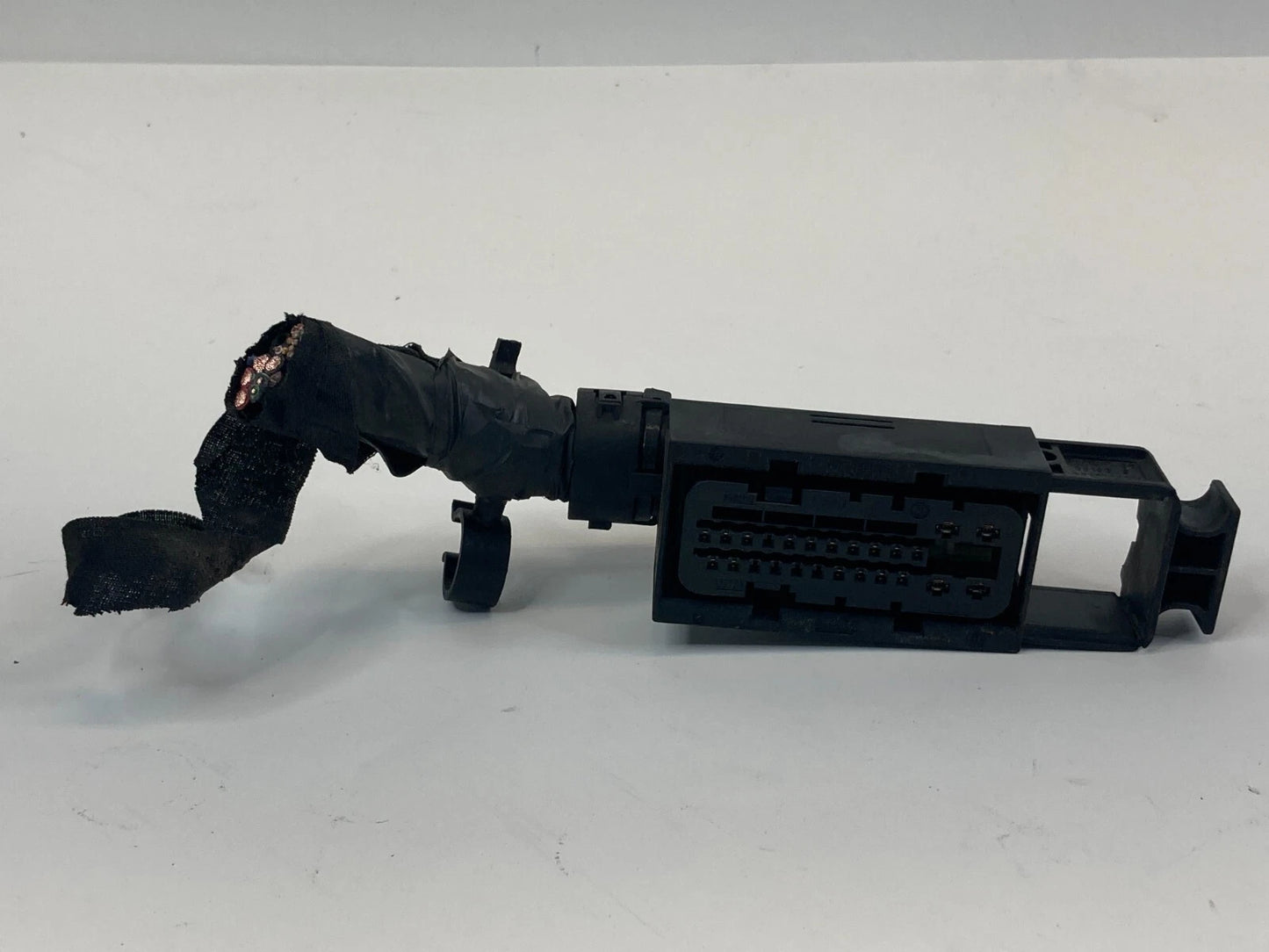 2003 2004 2005 SAAB 9-3 2.0L ABS ANTI LOCK BRAKE PUMP PLUG CONNECTOR CABLE OEM