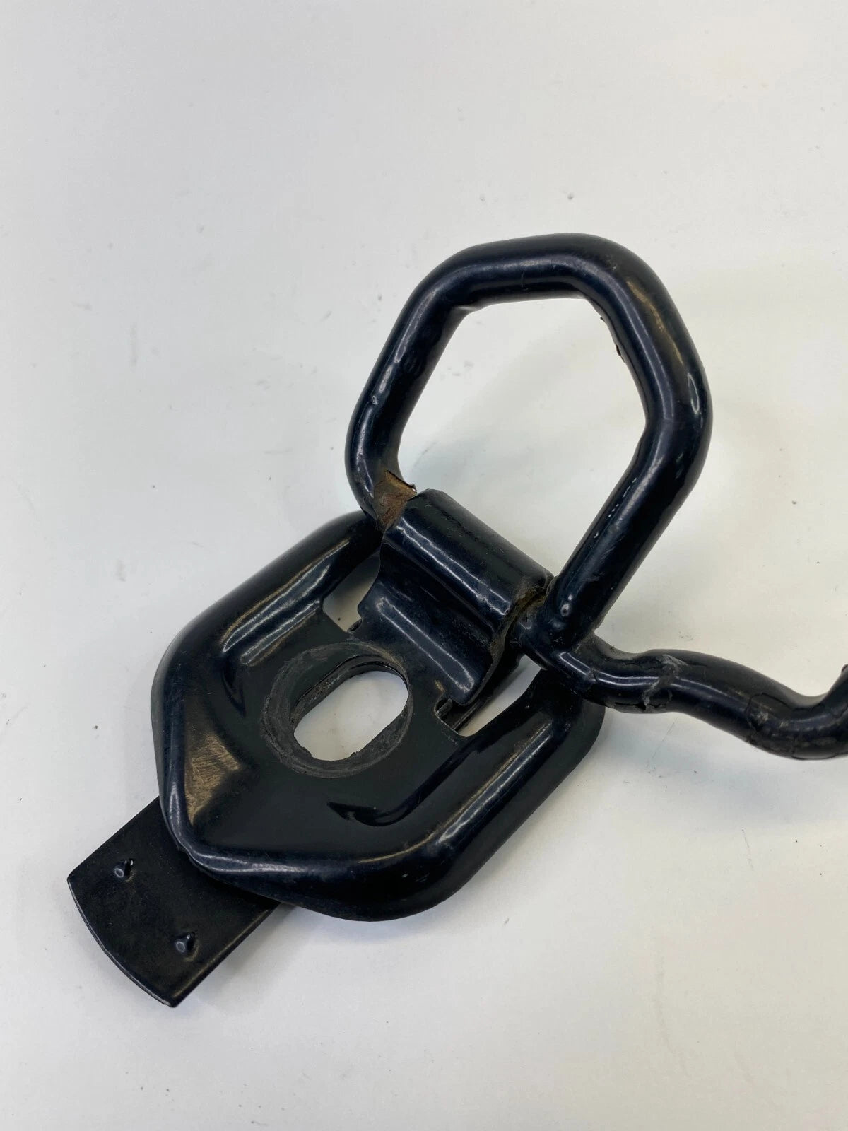2002-2013 CHEVROLET AVALANCHE 1500 PICKUP BOX BED CARGO HOOK STRAP TIE DOWN ASSY