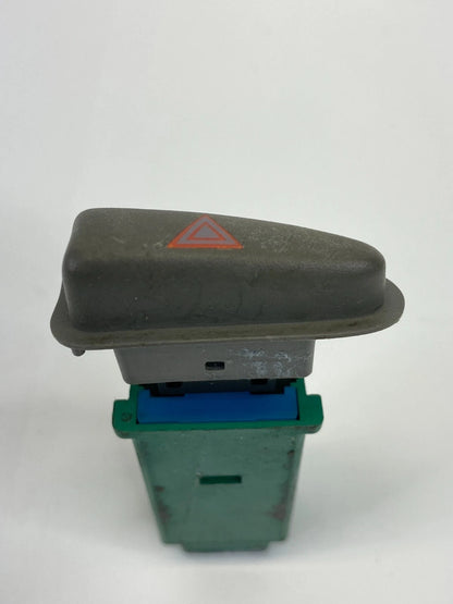 1999-2005 PONTIAC GRAND AM EMERGENCY HAZARD LIGHT CONTROL BUTTON SWITCH OEM