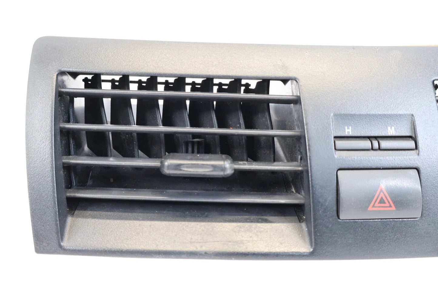 2007-2011 TOYOTA CAMRY DASH CENTER AIR VENT OUTLET DUCT W/ HAZARD SWITCH OEM