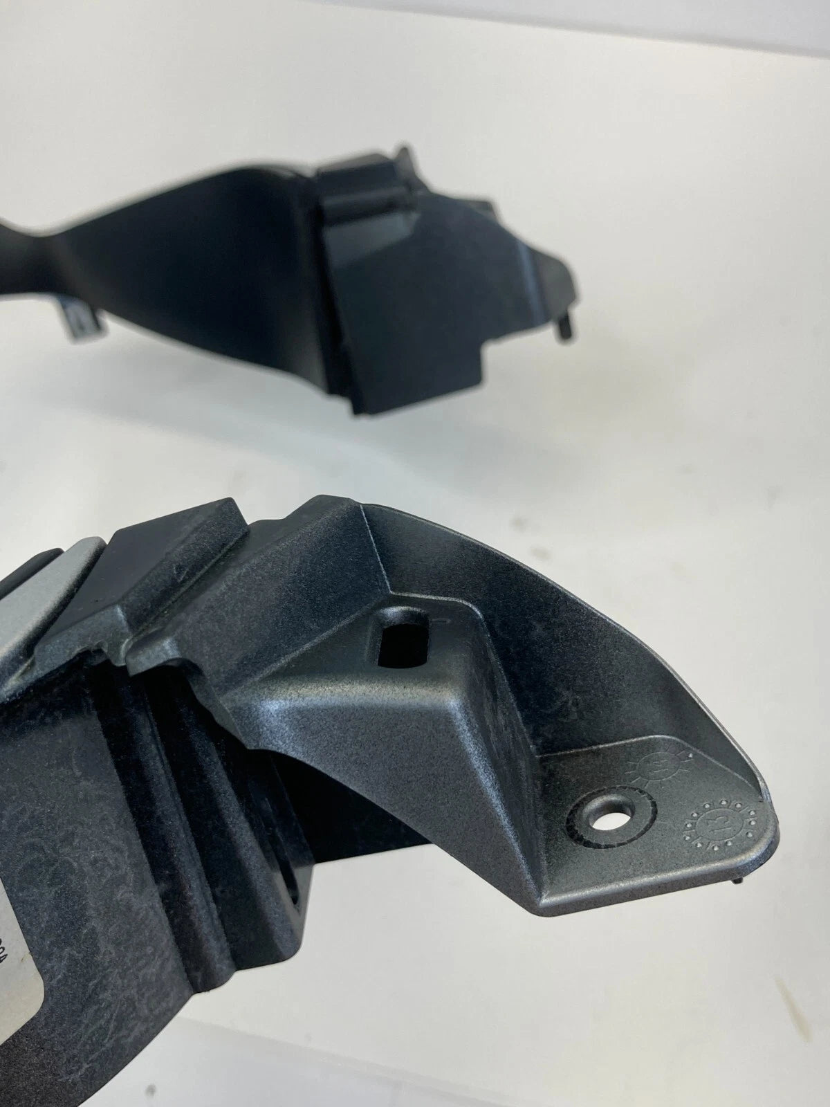 2013-2016 FORD FUSION SPEEDOMETER INSTRUMENT CLUSTER BEZEL TRIM DS73-F044D70-AH