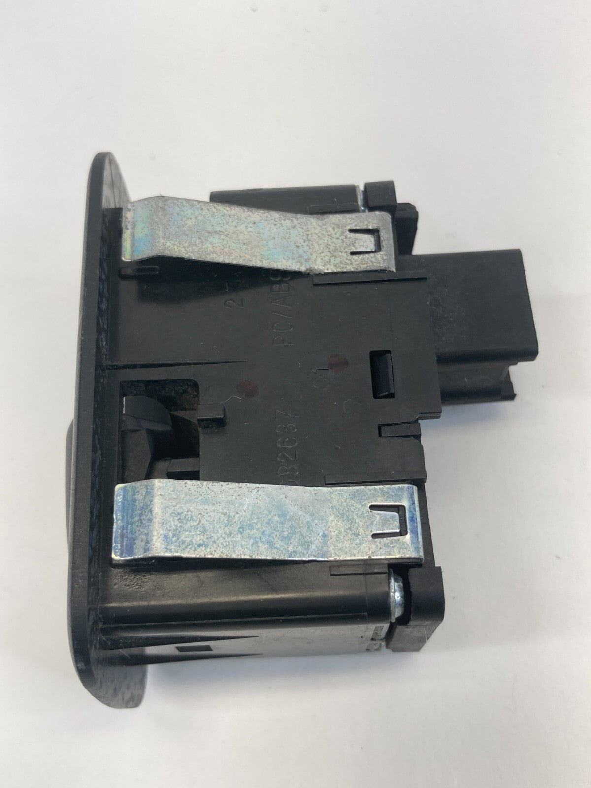 2012-2016 Chrysler Town & Country Rear Right Door Power Window Switch 68110868AA