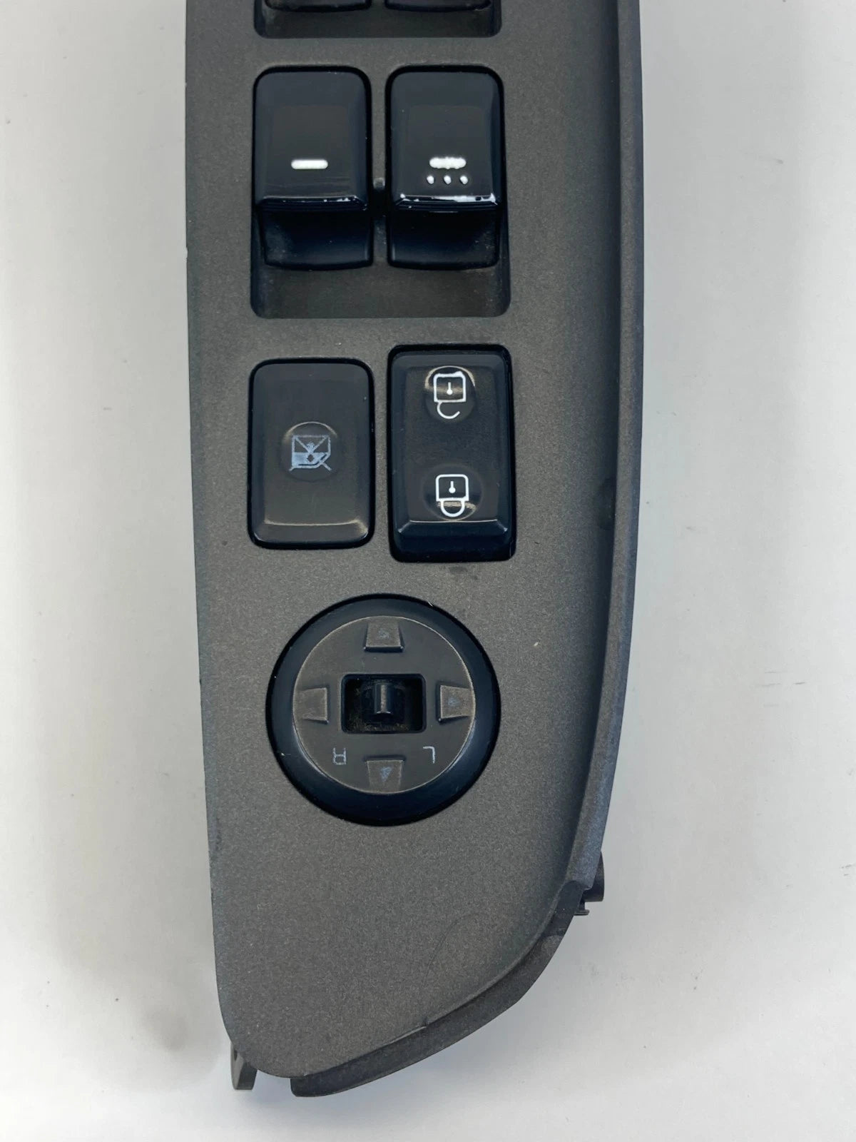 2014 2015 2016 Kia Forte Front Left Side Power Window Switch w/Bezel 93571-A7000