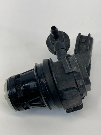 2005-2008 DODGE MAGNUM FRONT WINDSHIELD WASHER PUMP MOTOR ASSEMBLY OEM