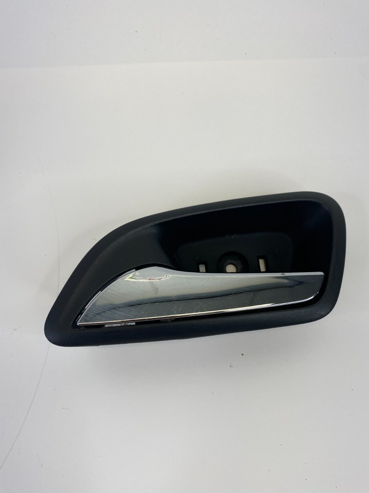 2011-2016 Chevrolet Cruze Front Left Side Interior Door Handle Assembly