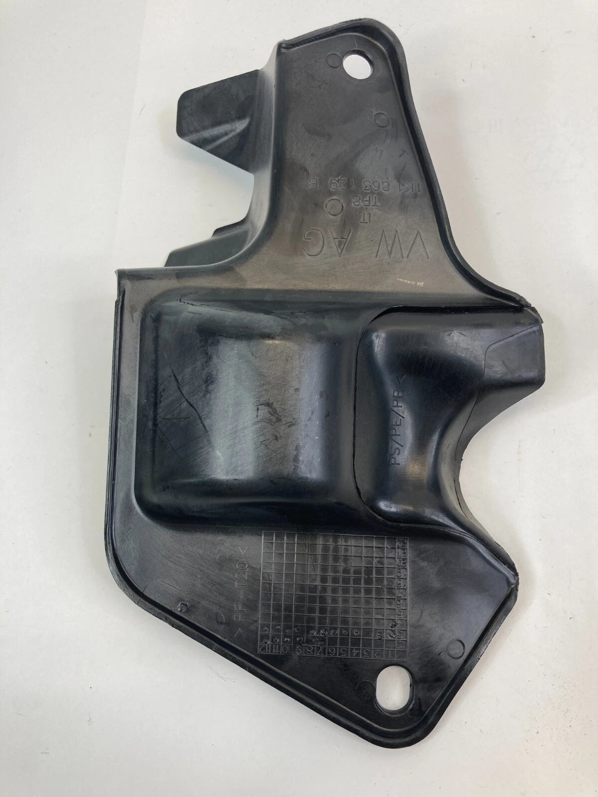 2011-2018 VOLKSWAGEN JETTA LOWER STEERING SHAFT COLUMN COVER 1K1-863-129-B OEM