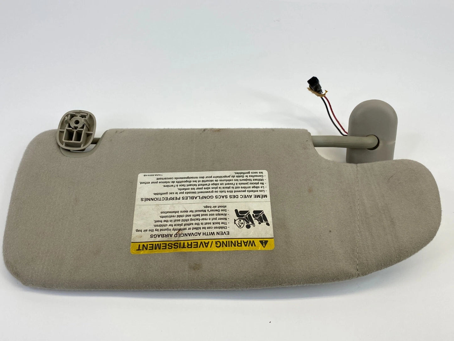 06 07 08 09 MERCURY MILAN LEFT SIDE SUN VISOR SHADE W /MIRROR & LIGHT OEM
