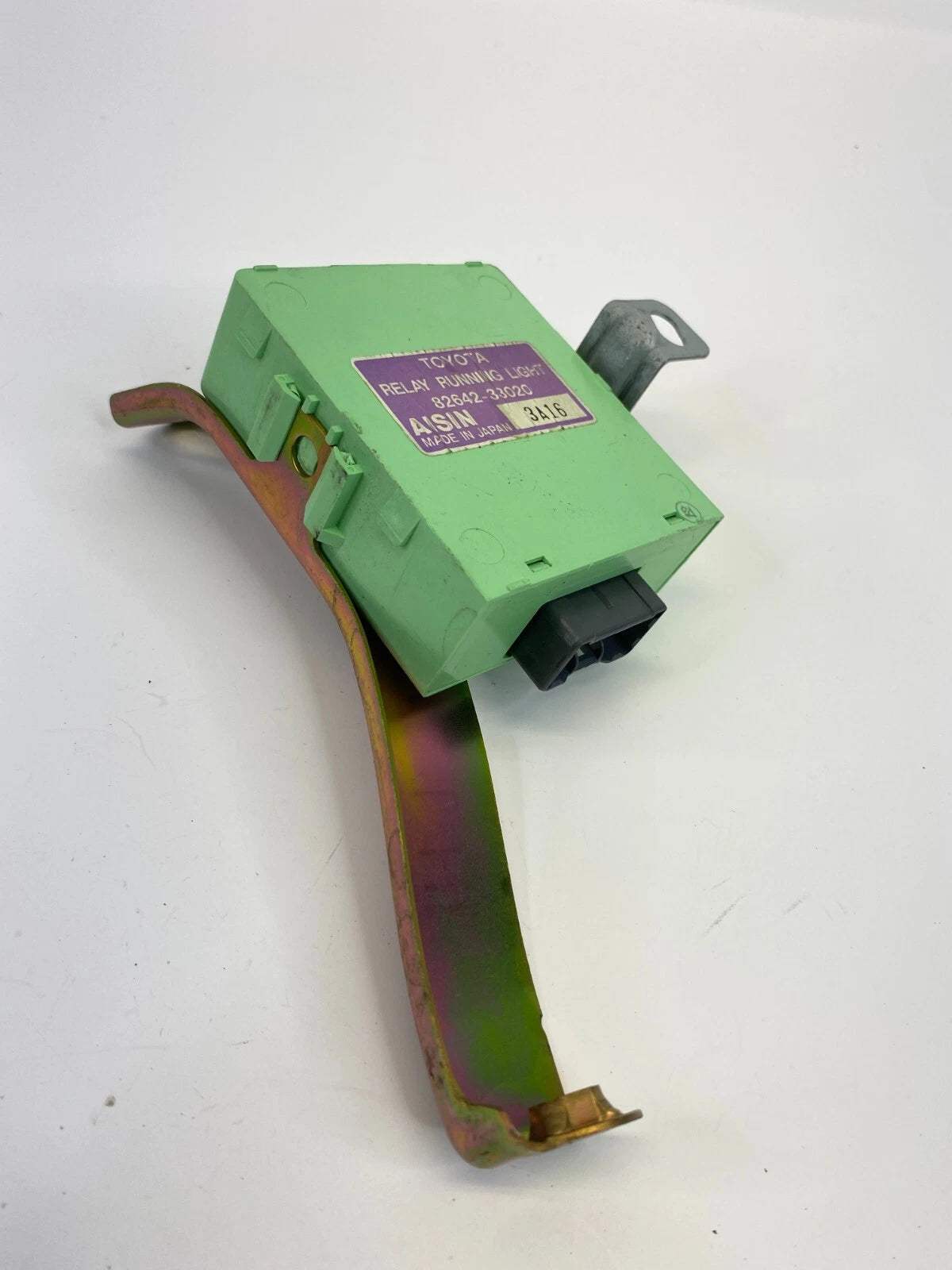 1998-2005 LEXUS GS300 RUNNING LIGHT RELAY CONTROL MODULE 82642-33020 OEM