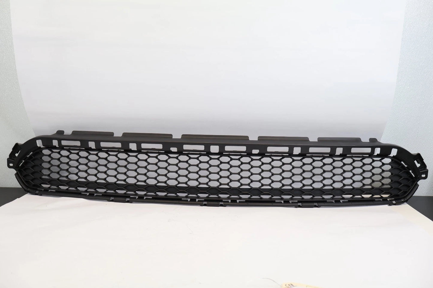 2016 2007 2018 HONDA PILOT FRONT BUMPER LOWER GRILLE GRILL 71113-TG7 OEM