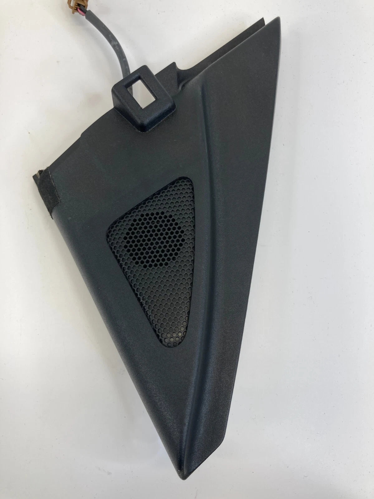 2007 2008 INFINITI G35 FRONT RIGHT DOOR CORNER COVER TRIM W/ TWEETER 80292JK010