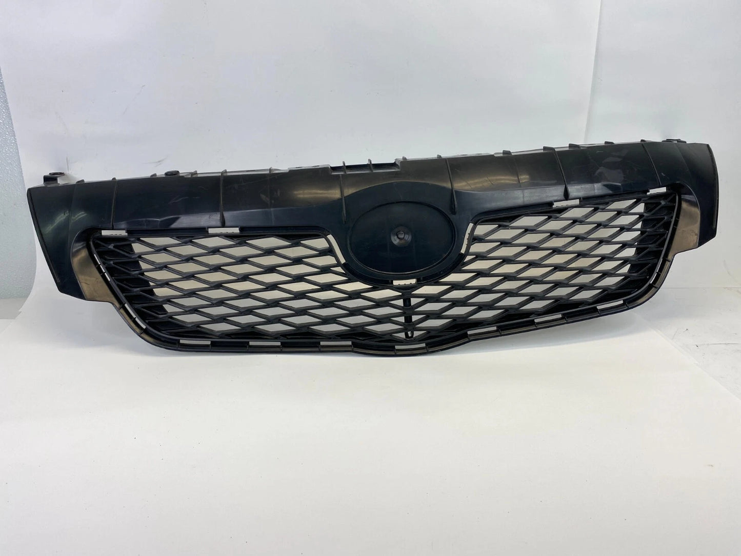 2009 2010 09 10 TOYOTA COROLLA FRONT UPPER BUMPER UPPER GRILL GRILLE AFTERMARKET