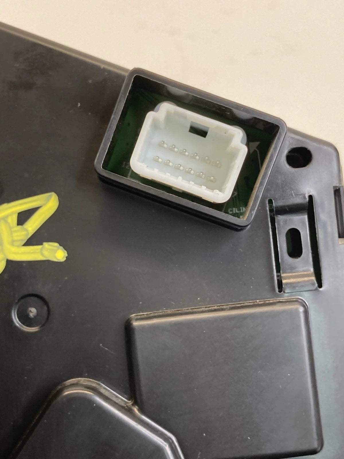 13 14NISSAN PATHFINDER SPEEDOMETER INSTRUMENT CLUSTER GAUGES A2C34445600 OEM