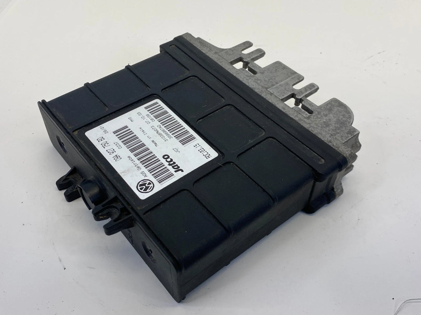 2003-2005 VOLKSWAGEN JETTA TRANSMISSION COMPUTER CONTROL MODULE OEM 09A927750BD