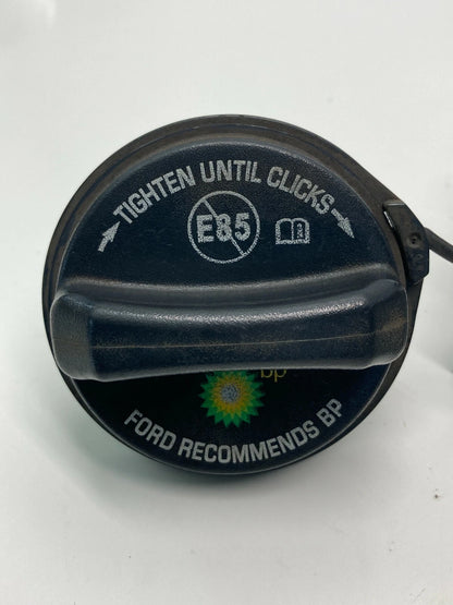 2008-2012 FORD ESCAPE FUEL FILLER GAS TANK DOOR LID WITH CAP OEM 8L8478405A26AG
