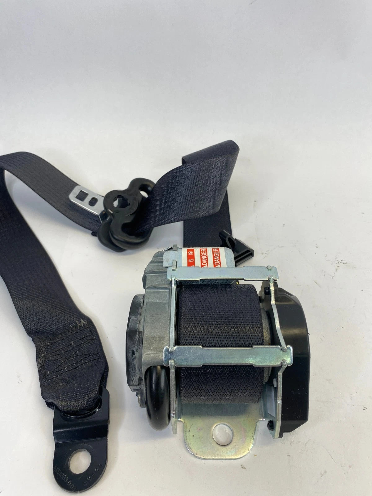 2009 2010 DODGE JOURNEY FRONT PASSENGER RIGHT SEAT BELT RETRACTOR 1AN02XDVAF OEM