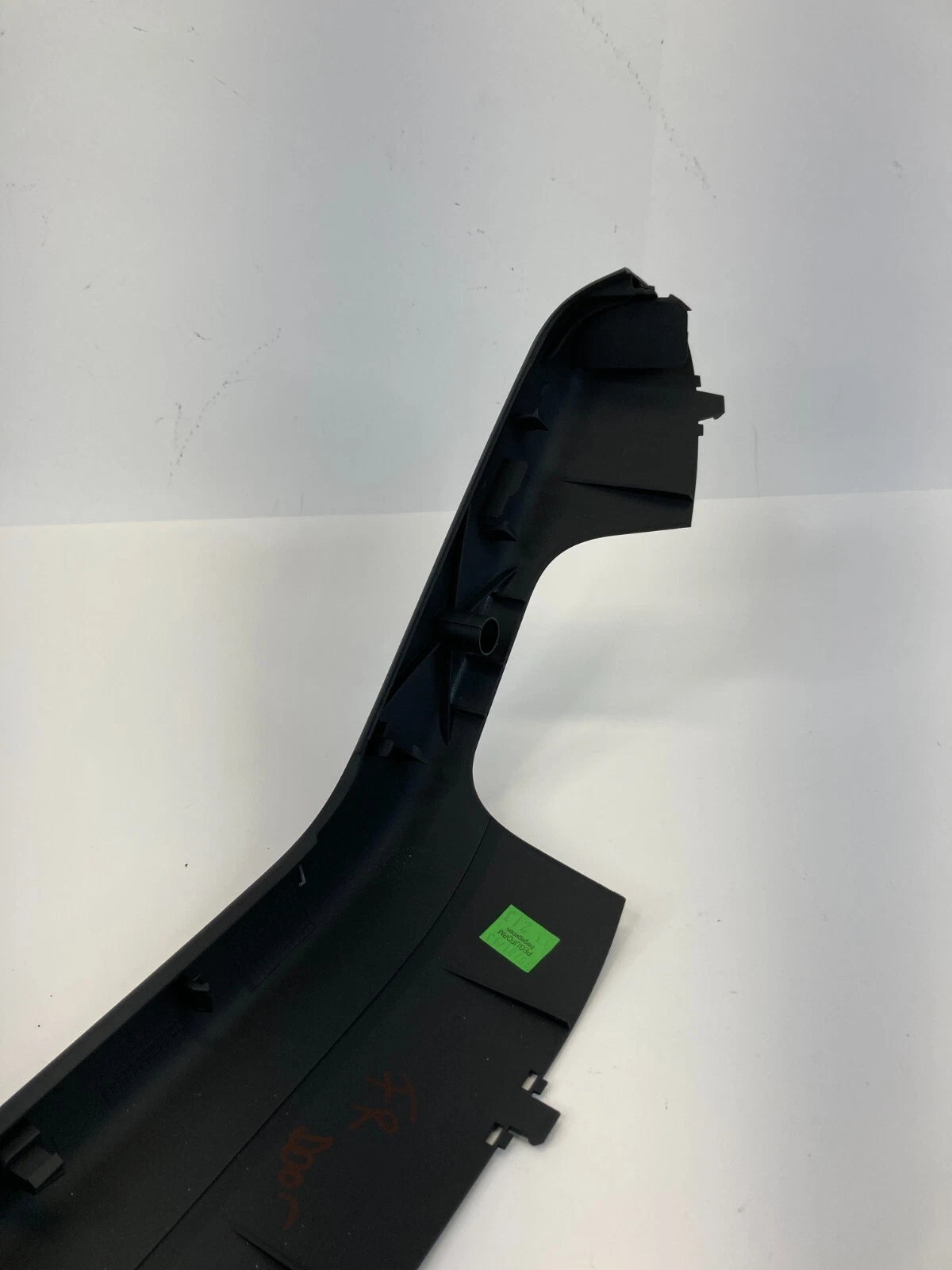 13-16 AUDI A4 SPORT FRONT RIGHT SIDE DOOR PULL HANDLE COVER TRIM BEZEL 8K1867586
