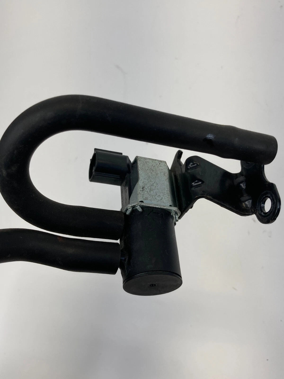 2011-2014 SUBARU TRIBECA VACUUM PURGE SOLENOID FUEL VALVE VAPOR CANISTER OEM