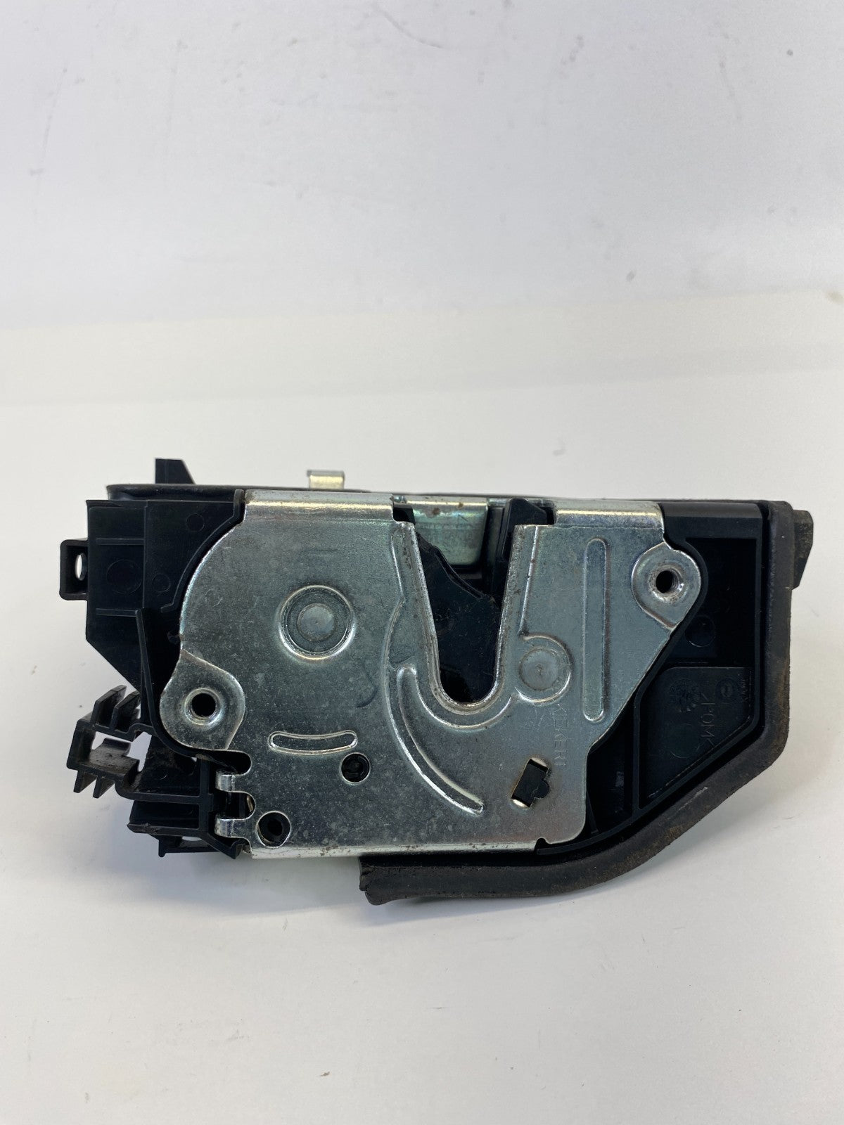 2009-2016 BMW 535i xDrive Front Right Side Door Lock Latch Release Actuator OEM