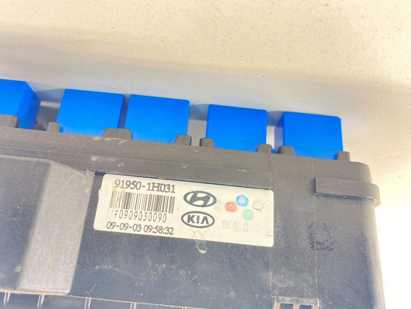 10-12 Hyundai Elantra 2.0 Engine Compartment Fuse Box Relay Junction 91950-1H031