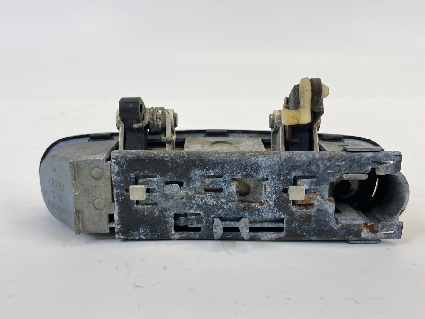 98-04 AUDI A6 QUATTRO REAR RIGHT BACK SIDE EXTERIOR DOOR HANDLE 4B2-837-886 OEM